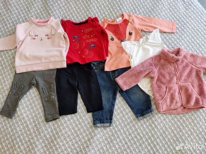 Пакет фирменной одежды для девочки 74-80