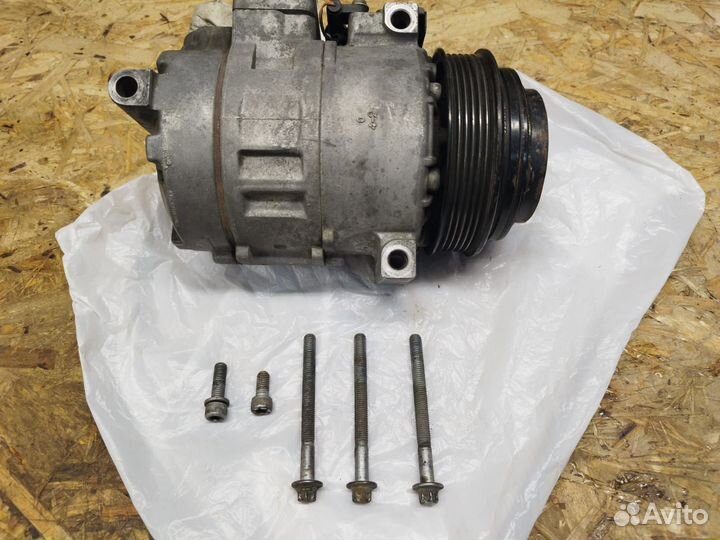 Компрессор кондиционера Mercedes Sprinter W901-905