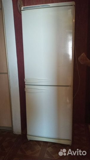 Холодильник Indesit бу