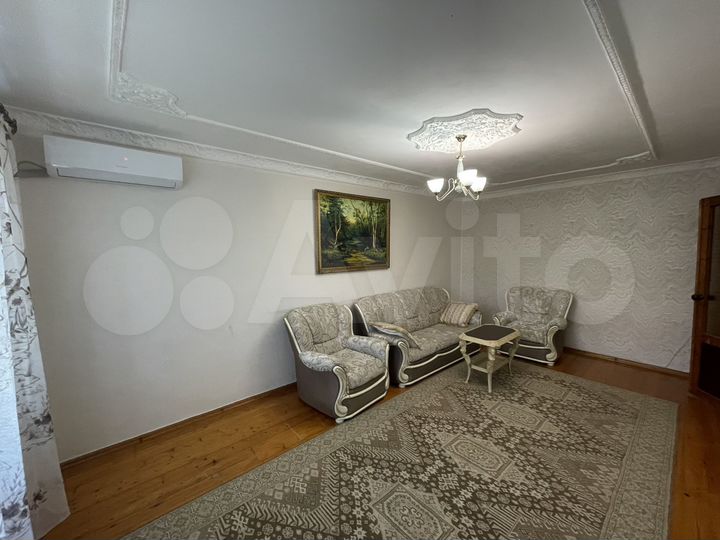 3-к. квартира, 70 м², 2/5 эт.