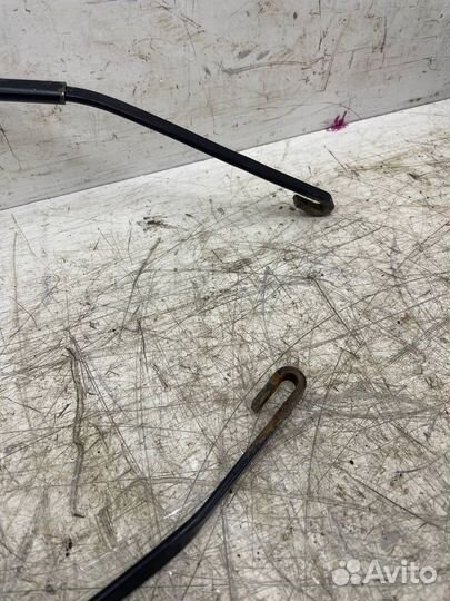 Поводок дворника Mitsubishi Outlander 3