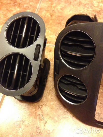 Рамка магнитолы Тигуан