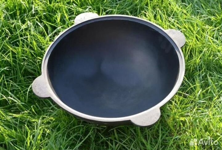 Казан чугунный узбекский с крышкой для плова