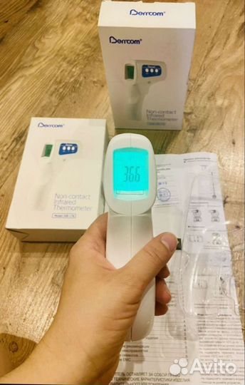 Бесконтактный термометр новый