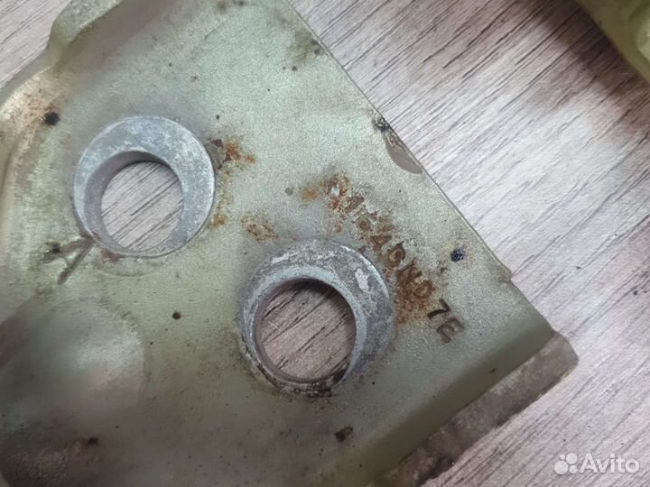 Петля двери передней левой ford fiesta mk5