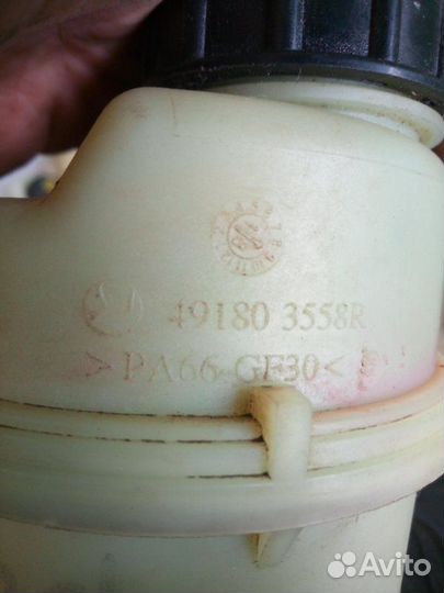 Бачок гидроусилителя Renault Duster 2010