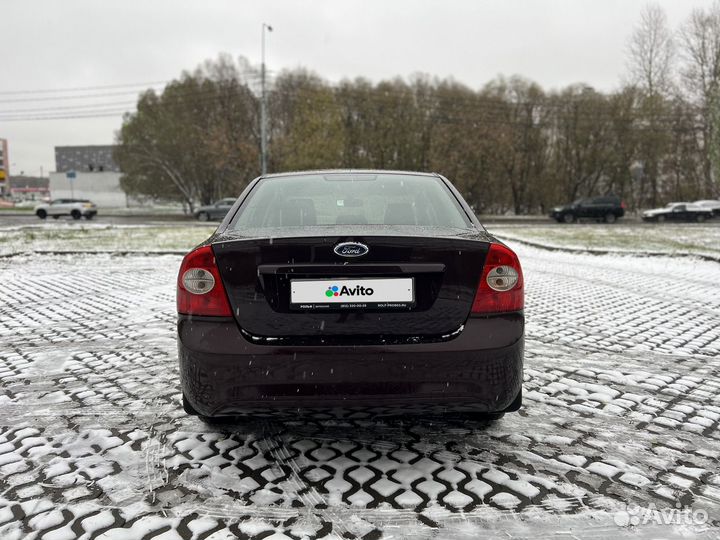 Ford Focus 1.8 МТ, 2010, 189 000 км