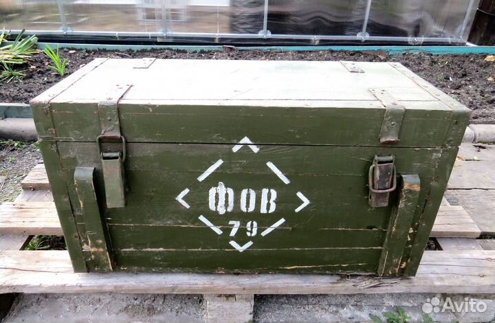Ящик деревянный СССР для хранения с замками