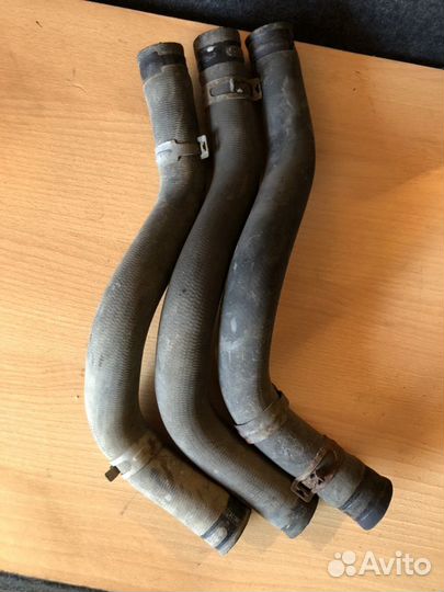 Патрубок радиатора нижний Honda Civic 4d