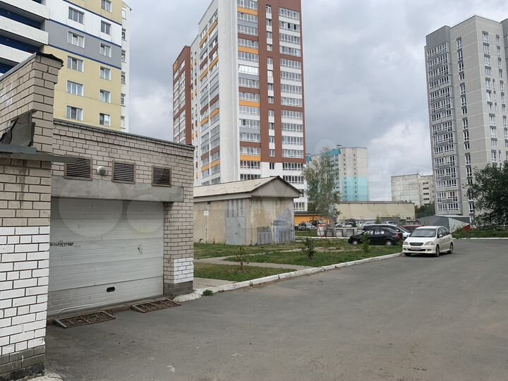 Машиноместо, 20 м²