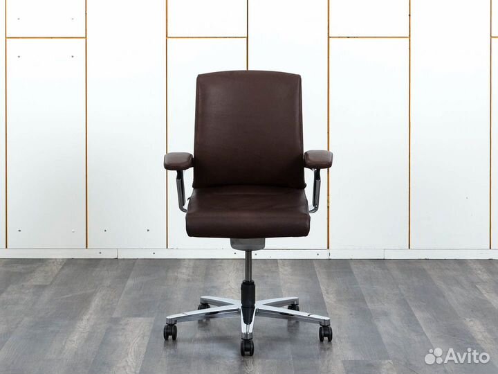 Офисное кресло в кабинет руководителя Wilkhahn ON