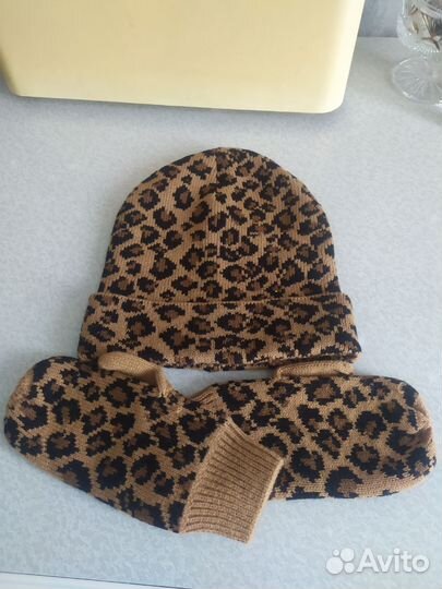 Шапка и варежки