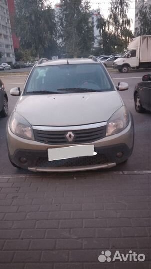 Renault Sandero Stepway, 2013