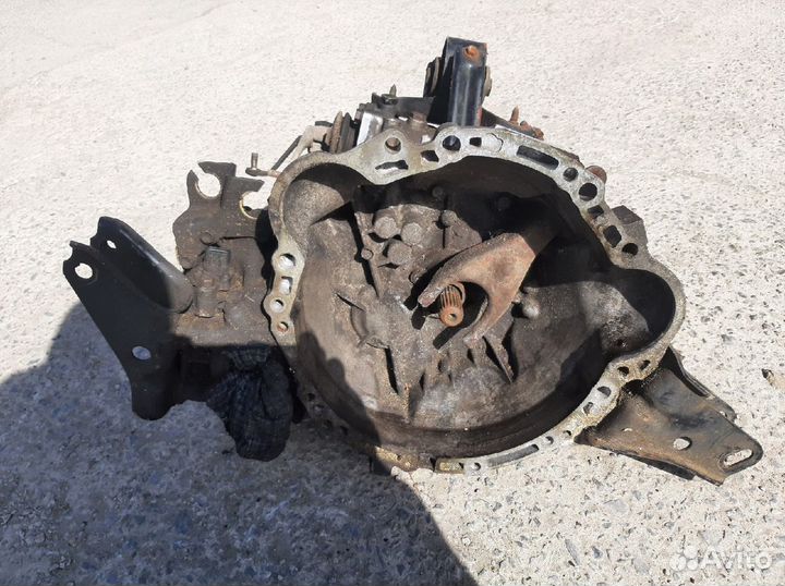 Продам МКПП Toyota Carina E 1998 г. б.у. в хорошем