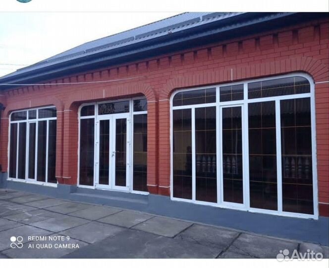 Пластиковые окна и безрамное остекление