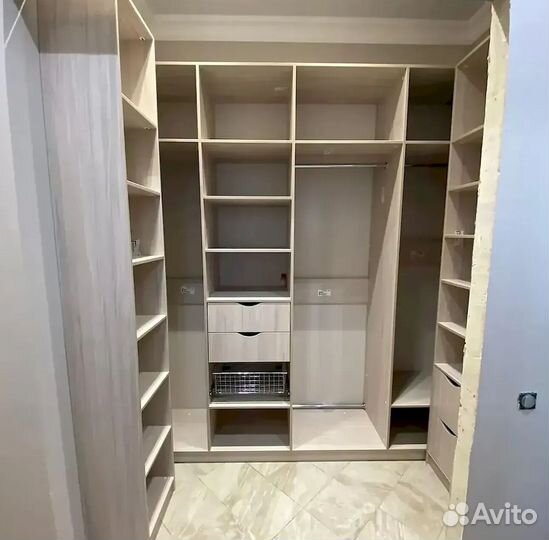 Шкаф в детскую