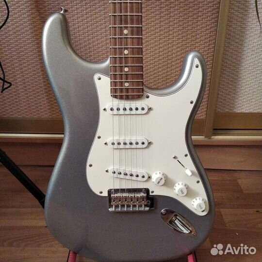 Электрогитара Fender Plaer stratocaster PF