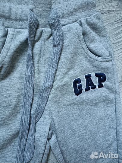 Костюм для мальчика GAP 98 размер