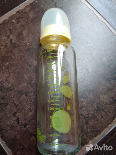 Стеклянная бутылочка +набор ложек