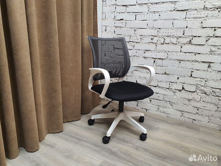 Кресло офисное