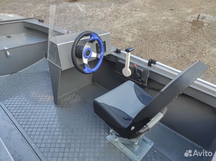 Рулевая консоль