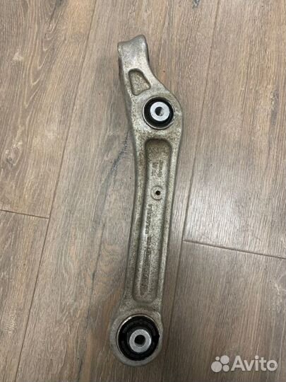 Рычаг подвески передний правый Audi A5 Coupe F5