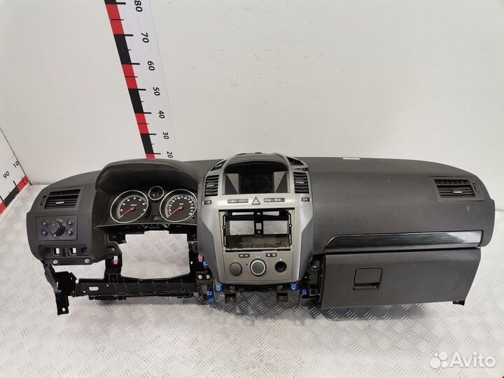 Торпедо (панель передняя) для Opel Zafira B