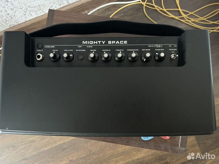 Гитарный комбоусилитель nux mighty space