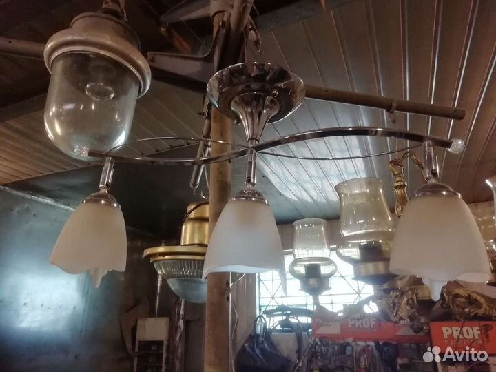 Люстры