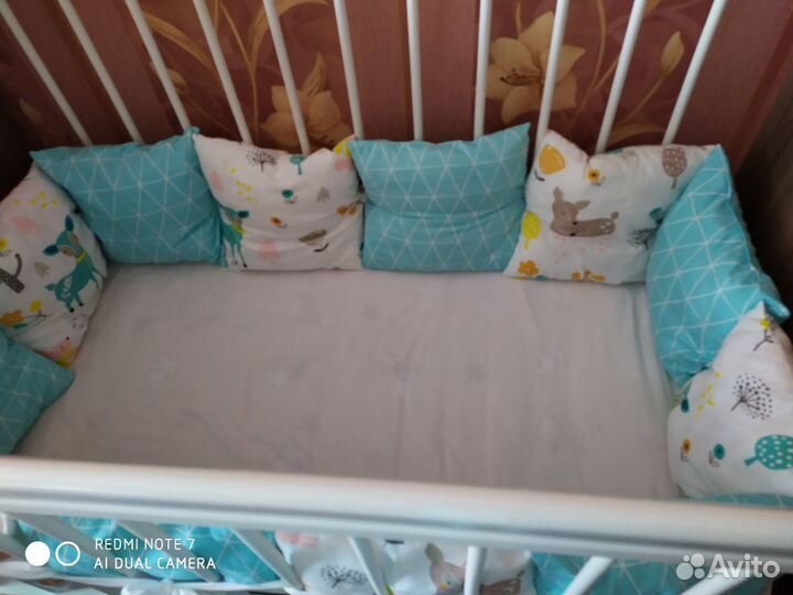 Бортики в кроватку