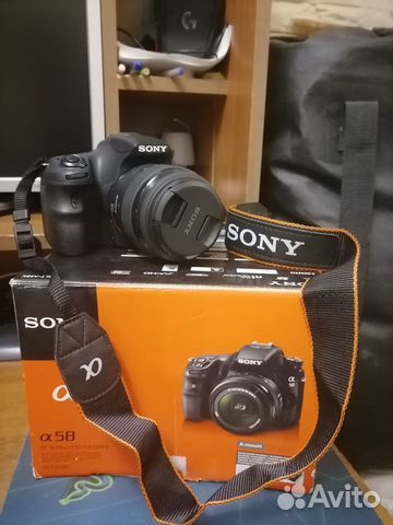 Продам цифровой фотоаппарат со сменным объективом