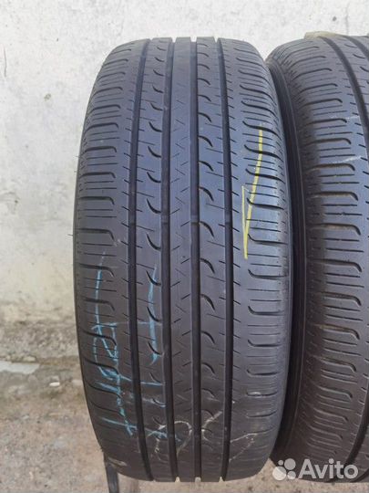 Goodyear EfficientGrip SUV 225/55 R19 99V