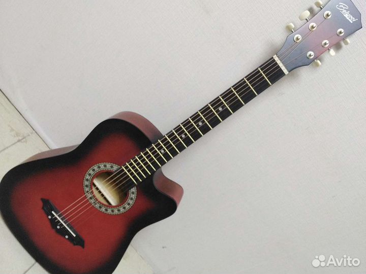 Гитара акустическая