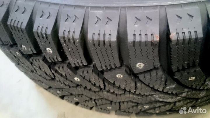 Formula Ice 225/65 R17 102T