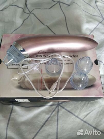 Вакуумный аппарат для очищения пор