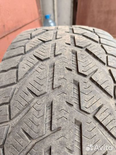 Tigar Winter 215/45 R17