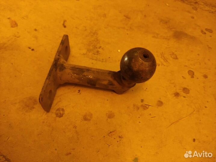 Крюк для прицепа