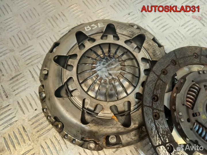 Комплект Сцепления VW Golf Plus 1.6 BSE 122031710