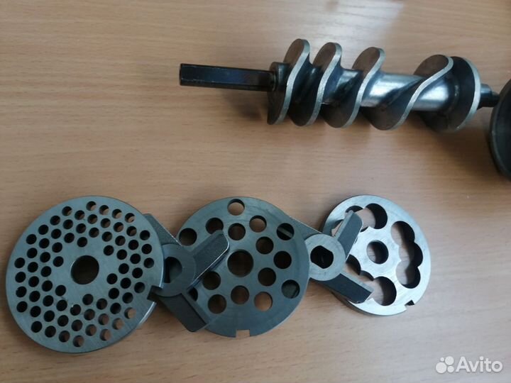 Мясорубка электрическая полный унгер тм-12М