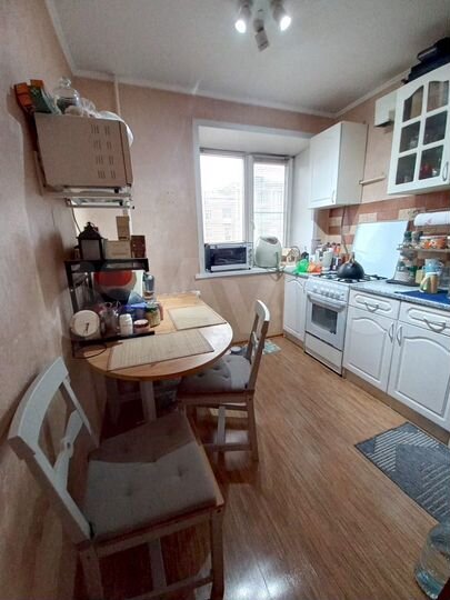 2-к. квартира, 43 м², 3/5 эт.