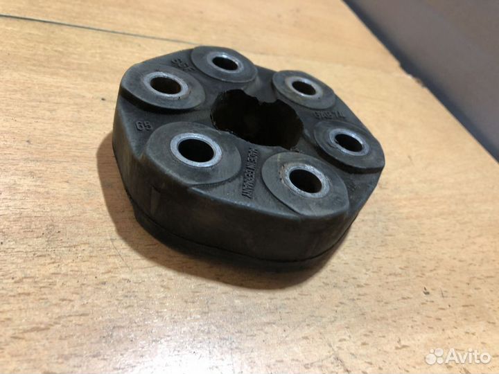 Муфта карданного вала BMW 3 серия