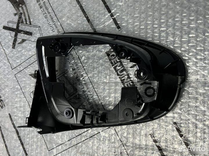 Рамка зеркала левая Lexus Gs