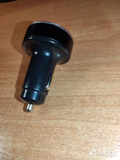 Автомобильное зарядное устройство для телефонов