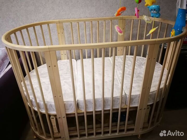 Детская кровать трансформер 13 в 1 с маятником