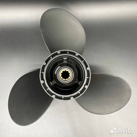 Винт Suzuki DT20-DT30, DF25-DF30 (3x10-1/4x14)