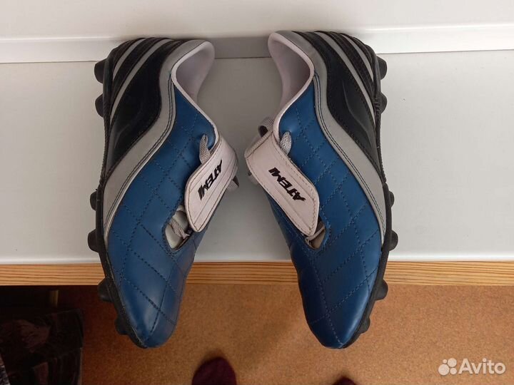 Футбольные бутсы 37 размер