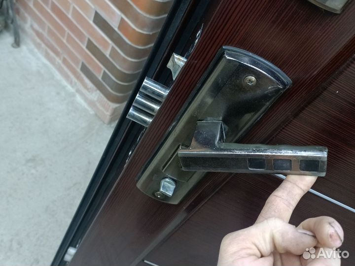 Дверь входная