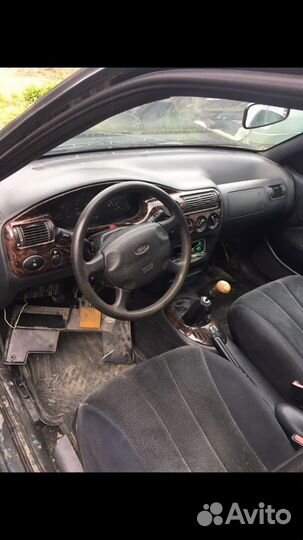 Форд Эскорт в разборе 1995 года