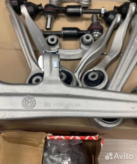 Комплект передней подвески A4/A6/Passat