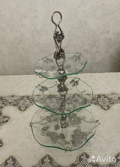 Горка посуда